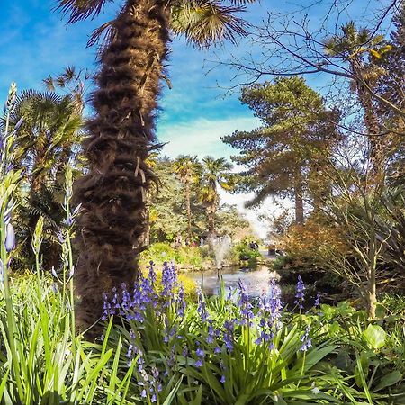 Bournecoast - Clifftop Apartment With Garden -Fm827 Bournemouth Bagian luar foto