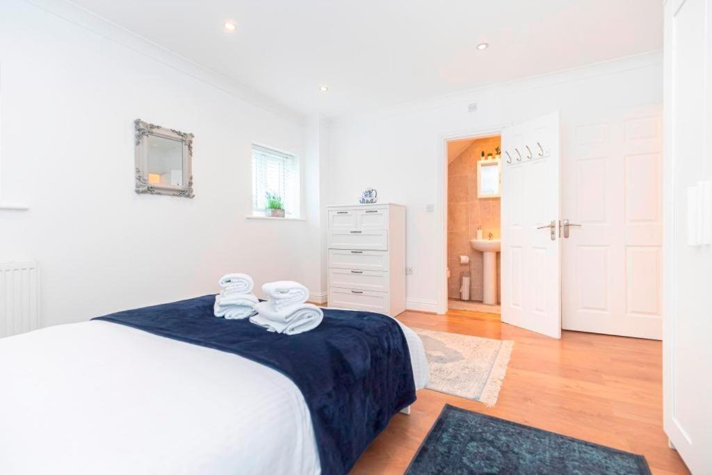 Bournecoast - Clifftop Apartment With Garden -Fm827 Bournemouth Bagian luar foto