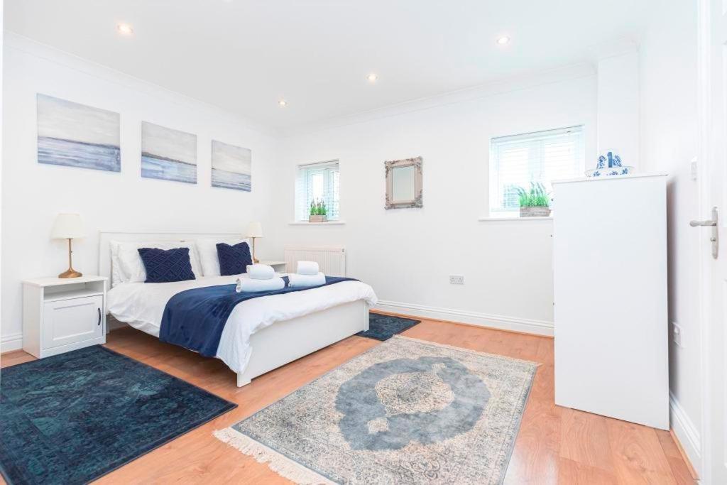 Bournecoast - Clifftop Apartment With Garden -Fm827 Bournemouth Bagian luar foto